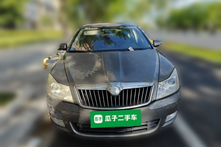 Used Skoda Octavia 2012 1.6L Manual Yijie Edition Front