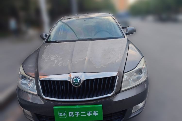 Used Skoda Octavia 2012 2.0L Manual Yijie Version Front