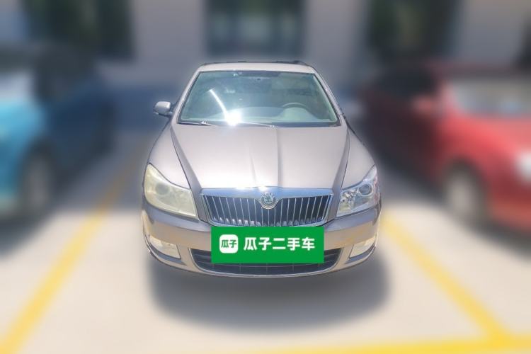 Used Skoda Octavia 2012 1.6L Automatic Yijie Edition Front