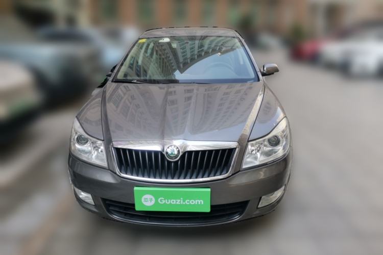 Used Skoda Octavia 2012 2.0L Automatic Yijie Version Front