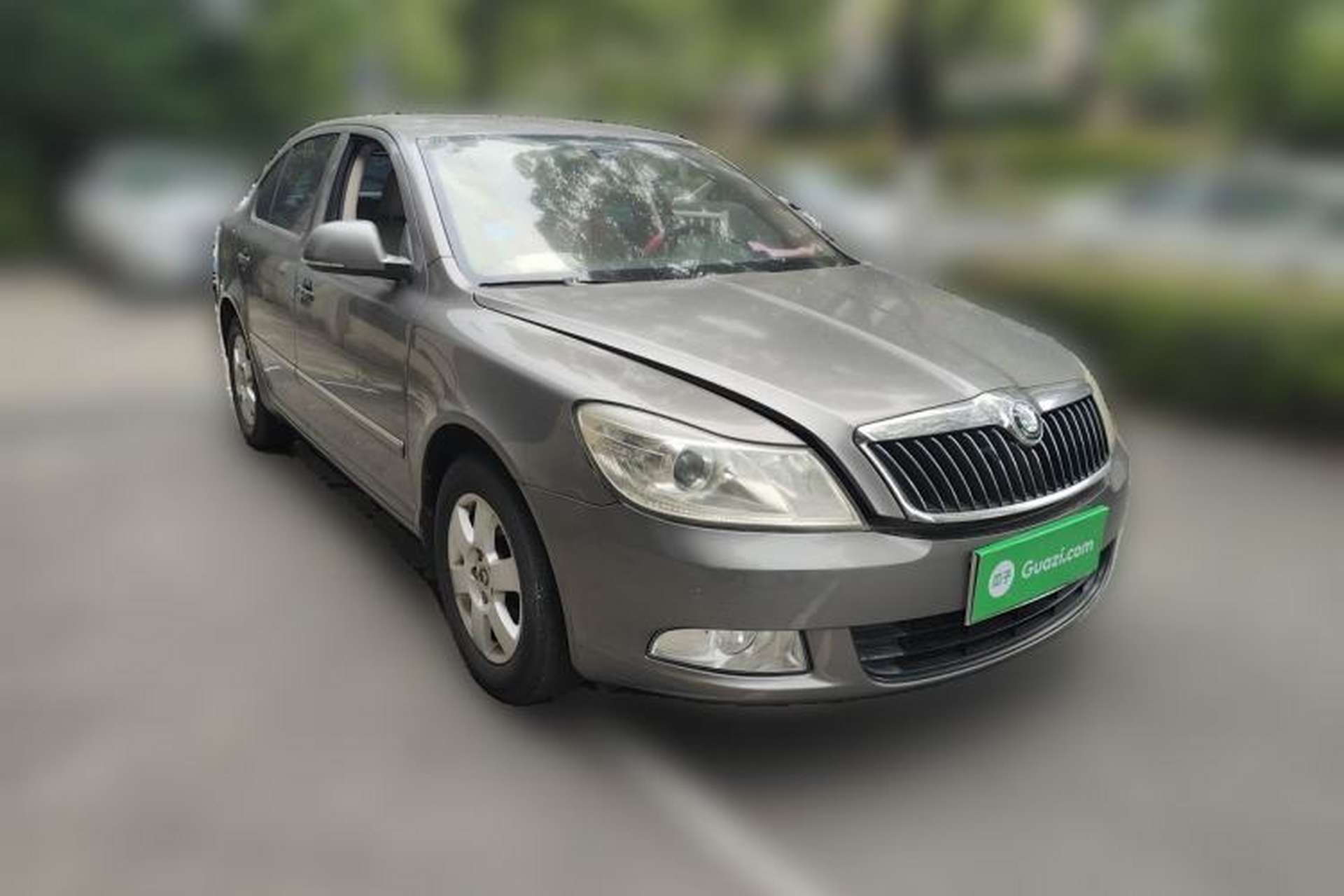 Used Skoda Octavia 2012 1.6L Manual Yijun Edition Front Right 45 Deg