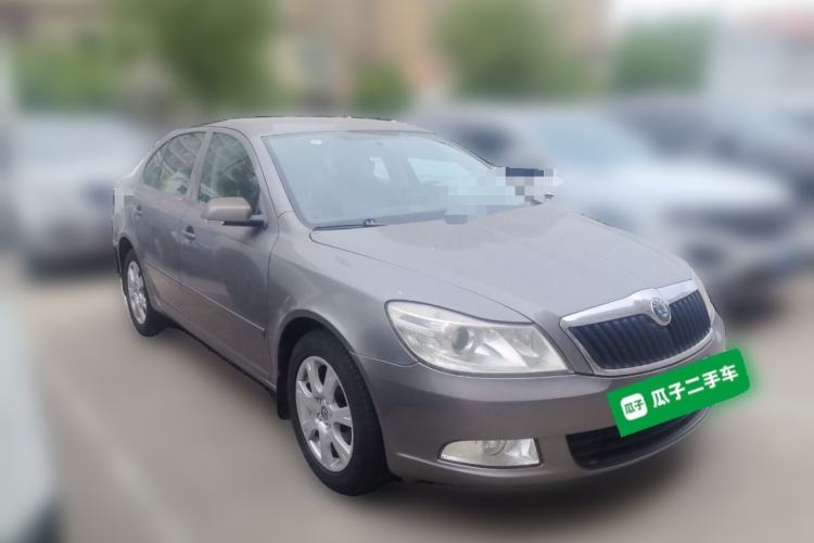 Used Skoda Octavia 2012 2.0L Automatic Yijie Version Front Right 45 Deg