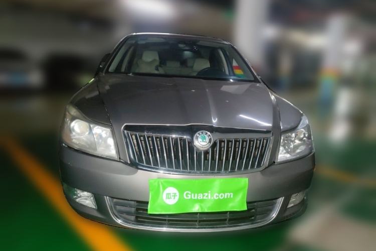 Used Skoda Octavia 2012 1.6L Automatic Yijun Edition Front