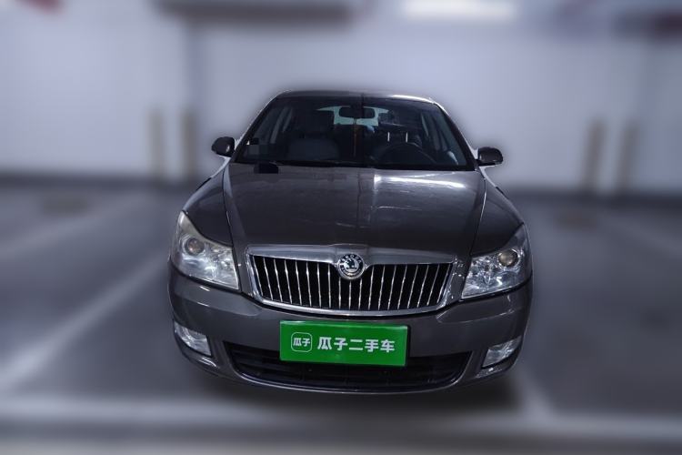 Used Skoda Octavia 2012 1.6L Automatic Yijun Edition Front