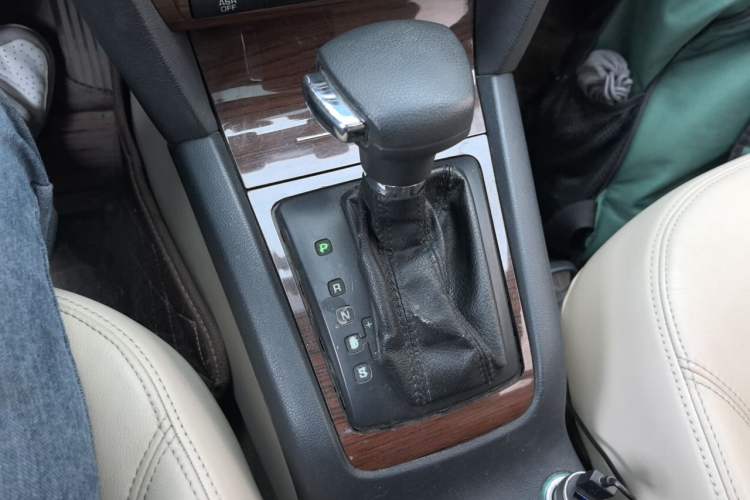 Used Skoda Octavia 2012 1.6L Automatic Yijun Edition Gear Lever