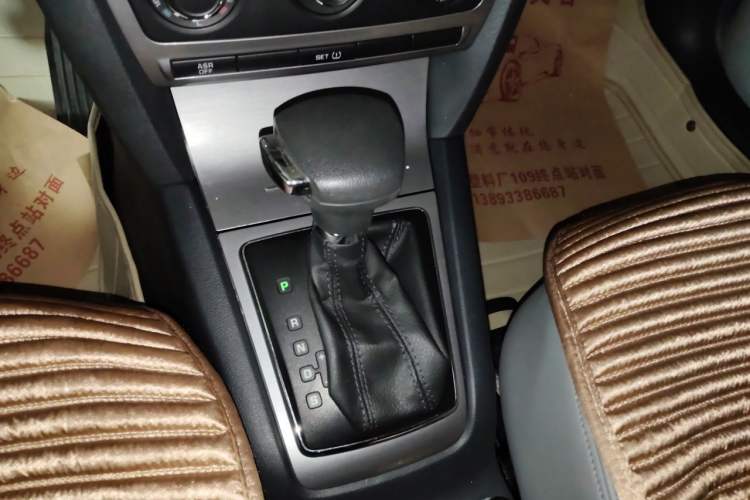 Used Skoda Octavia 2012 1.6L Automatic Yijun Edition Gear Lever