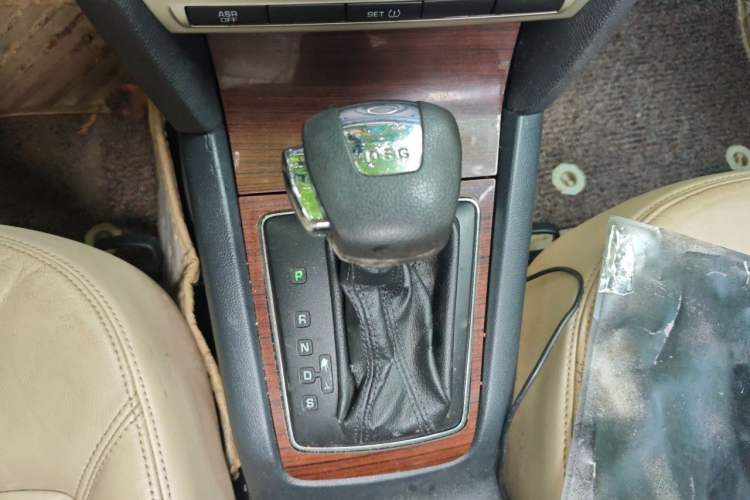 Used Skoda Octavia 2012 1.4TSI DSG Yijun Edition Gear Lever