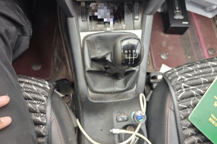 Used Skoda Octavia 2012 1.6L Manual Yijie Edition Gear Lever