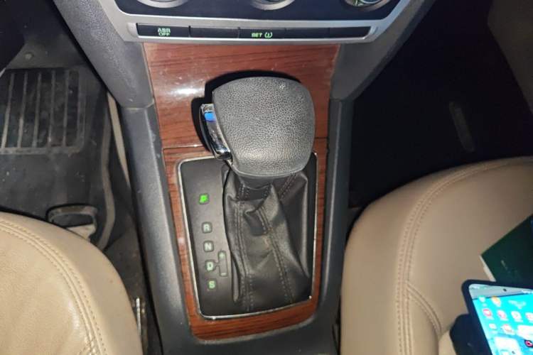 Used Skoda Octavia 2012 1.6L Automatic Yijun Edition Gear Lever