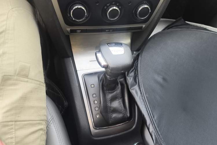 Used Skoda Octavia 2012 1.4TSI DSG Yijun Edition Gear Lever