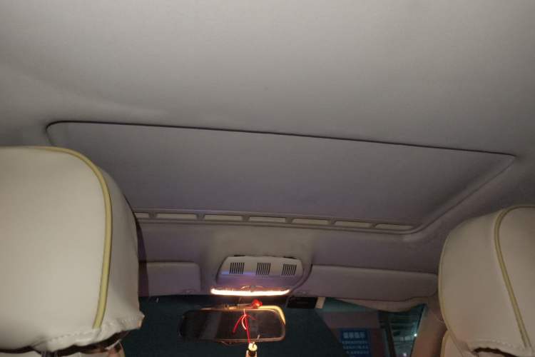 Used Skoda Octavia 2012 1.6L Manual Yijun Edition Headliner