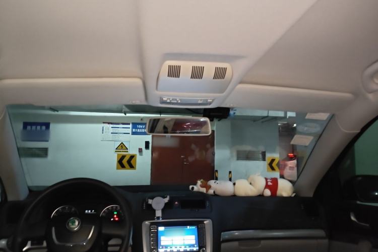 Used Skoda Octavia 2012 1.6L Automatic Yijie Edition Headliner