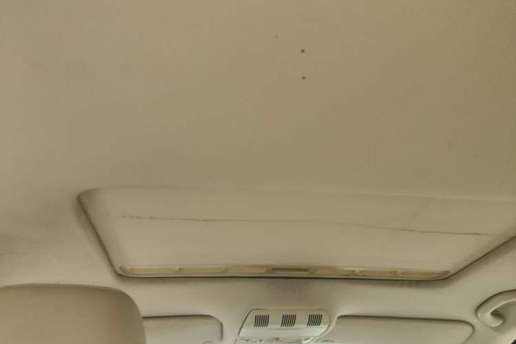 Used Skoda Octavia 2012 1.6L Manual Yijun Edition Headliner