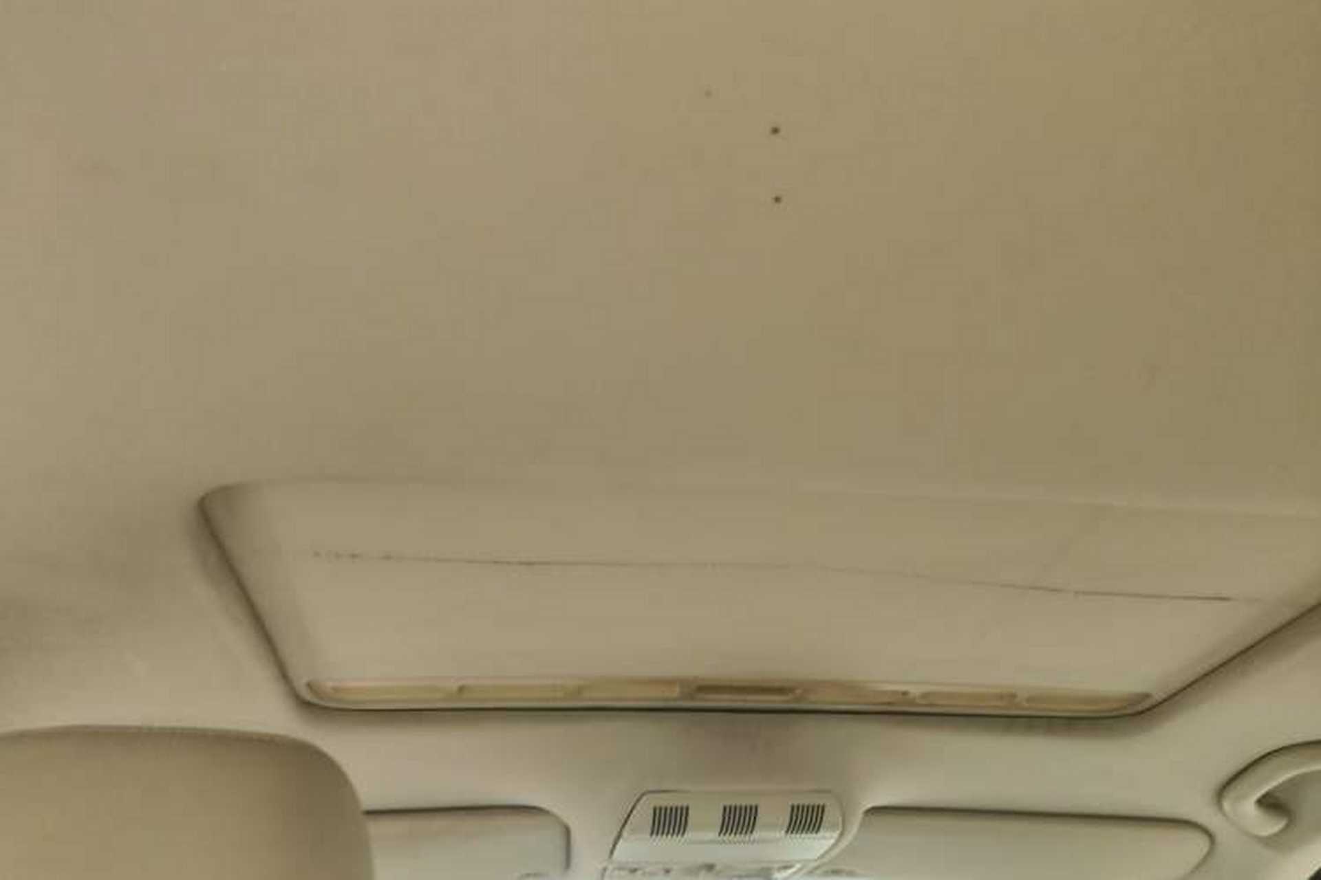 Used Skoda Octavia 2012 1.6L Manual Yijun Edition Headliner