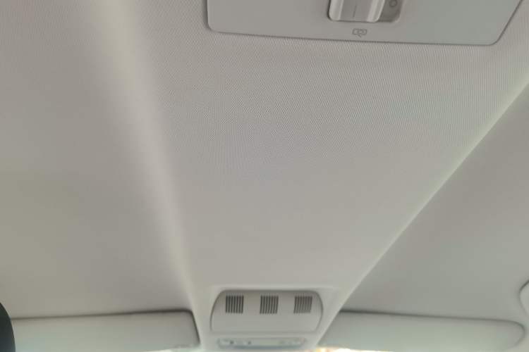 Used Skoda Octavia 2012 2.0L Automatic Yijie Version Headliner