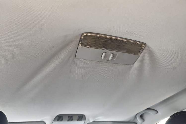 Used Skoda Octavia 2012 1.6L Automatic Yijie Edition Headliner