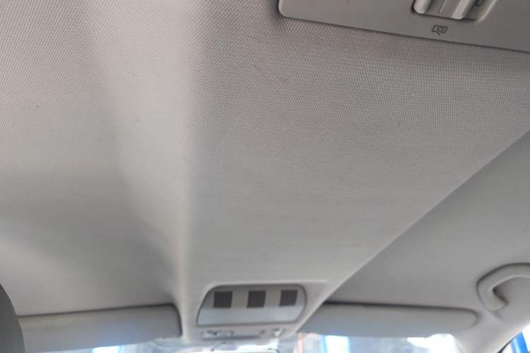 Used Skoda Octavia 2012 1.6L Manual Yijie Edition Headliner