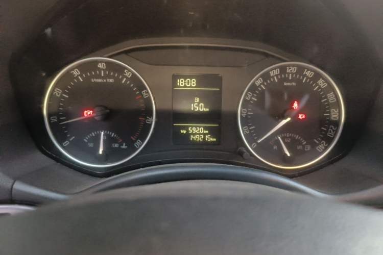 Used Skoda Octavia 2012 1.6L Manual Yijun Edition Instrument Cluster