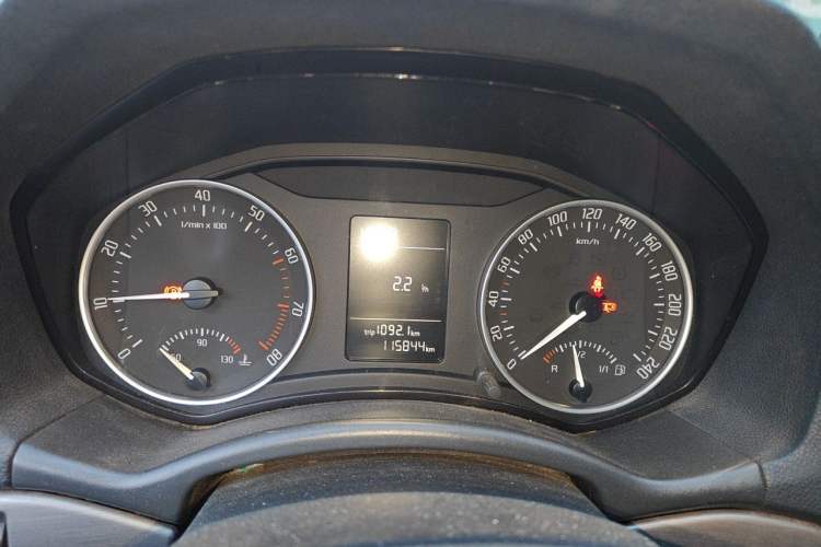 Used Skoda Octavia 2012 2.0L Manual Yijie Version Instrument Cluster