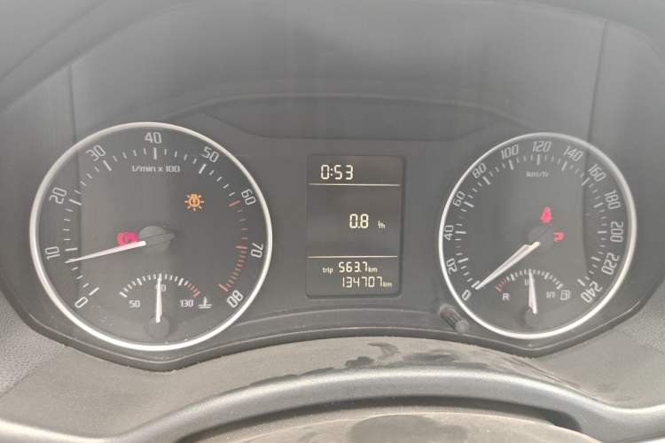 Used Skoda Octavia 2012 1.6L Manual Yijie Edition Instrument Cluster