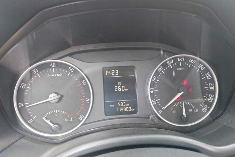 Used Skoda Octavia 2012 1.6L Manual Yijie Edition Instrument Cluster
