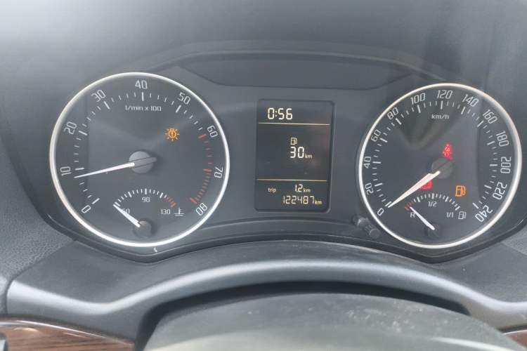 Used Skoda Octavia 2012 1.6L Manual Yijun Edition Instrument Cluster