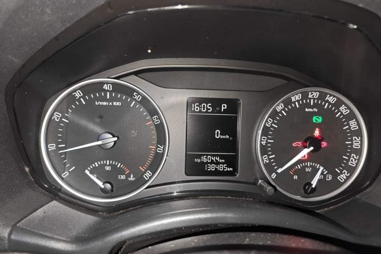 Used Skoda Octavia 2012 1.6L Automatic Yijun Edition Instrument Cluster