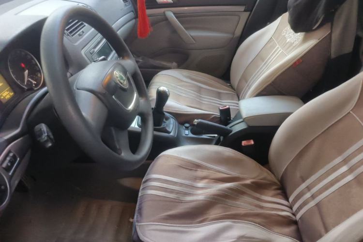 Used Skoda Octavia 2012 1.6L Manual Yijun Edition Left Front Seat