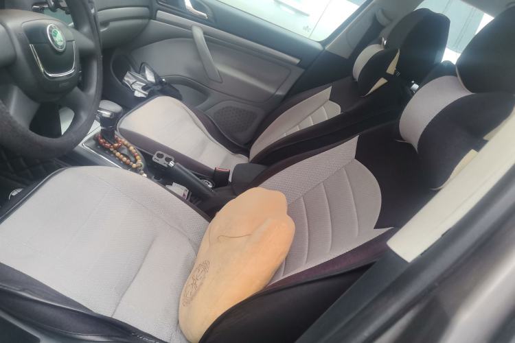 Used Skoda Octavia 2012 2.0L Automatic Yijie Version Left Front Seat