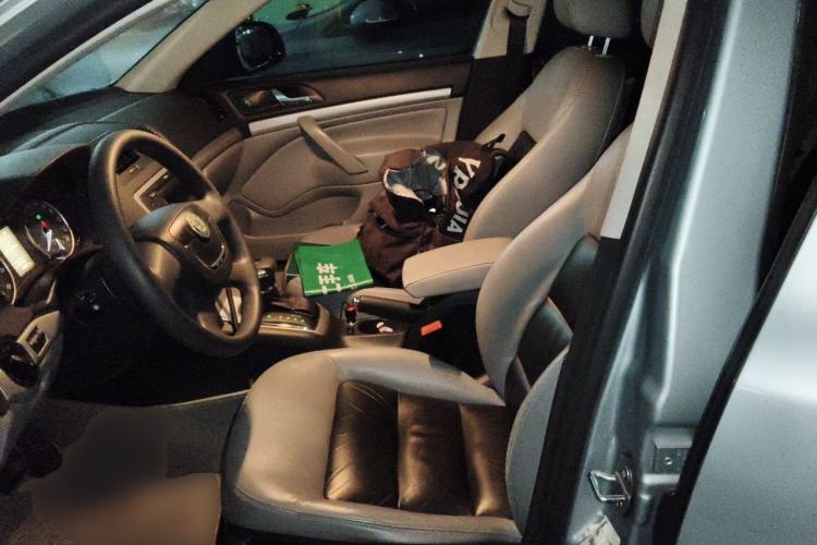 Used Skoda Octavia 2012 1.6L Automatic Yijun Edition Left Front Seat