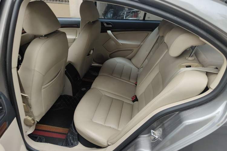 Used Skoda Octavia 2012 1.6L Manual Yijun Edition Left Rear Seat