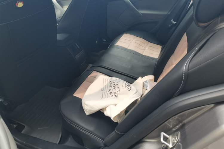 Used Skoda Octavia 2012 2.0L Automatic Yijie Version Left Rear Seat