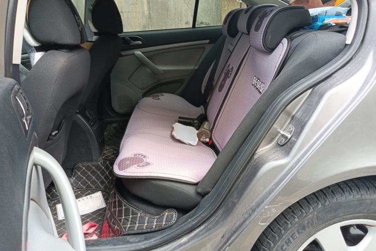 Used Skoda Octavia 2012 1.6L Automatic Yijie Edition Left Rear Seat