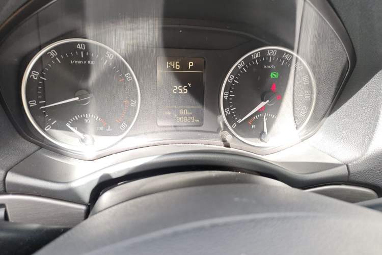 Used Skoda Octavia 2012 1.6L Automatic Yijie Edition Odometer Close Up