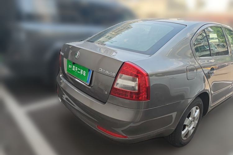 Used Skoda Octavia 2012 1.6L Automatic Yijie Edition Rear