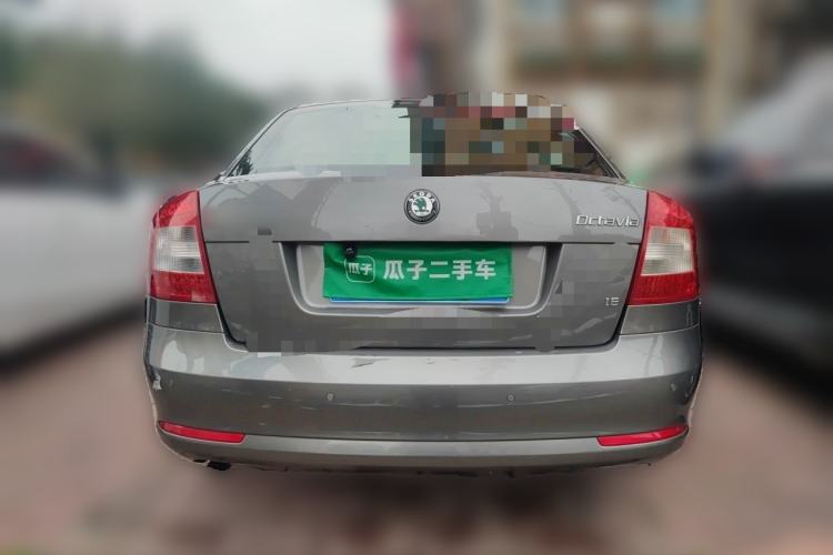Used Skoda Octavia 2012 1.6L Manual Yijie Edition Rear
