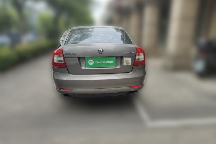 Used Skoda Octavia 2012 1.6L Manual Yijun Edition Rear