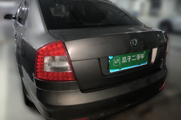 Used Skoda Octavia 2012 1.6L Manual Yijun Edition Rear