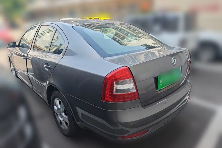 Used Skoda Octavia 2012 1.6L Automatic Yijie Edition Rear Left 45 Deg