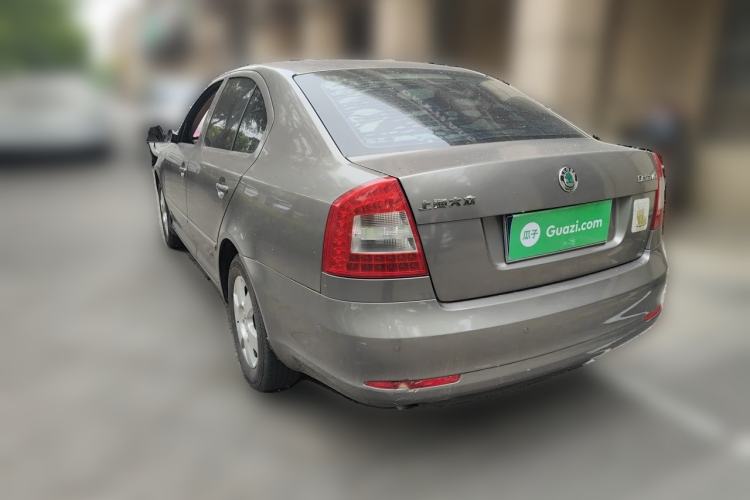 Used Skoda Octavia 2012 1.6L Manual Yijun Edition Rear Left 45 Deg