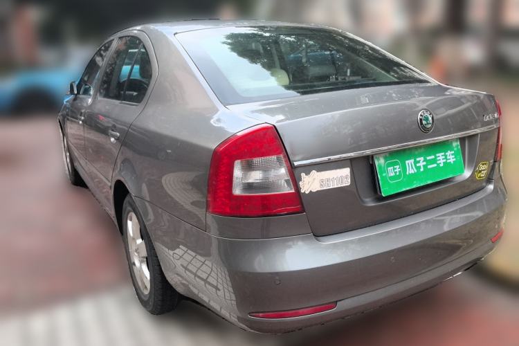 Used Skoda Octavia 2012 1.6L Manual Yijun Edition Rear Left 45 Deg