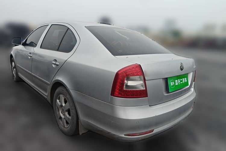 Used Skoda Octavia 2012 1.6L Manual Yijie Edition Rear Left 45 Deg