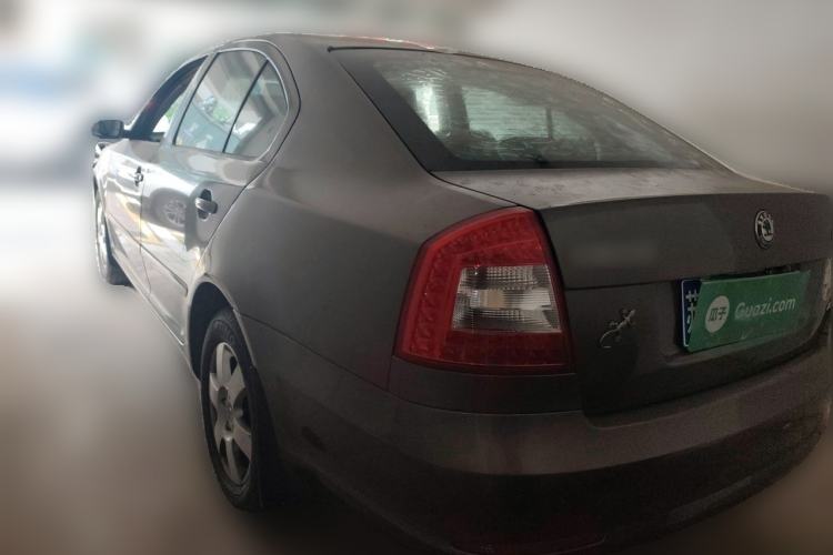 Used Skoda Octavia 2012 1.6L Automatic Yijie Edition Rear Left 45 Deg