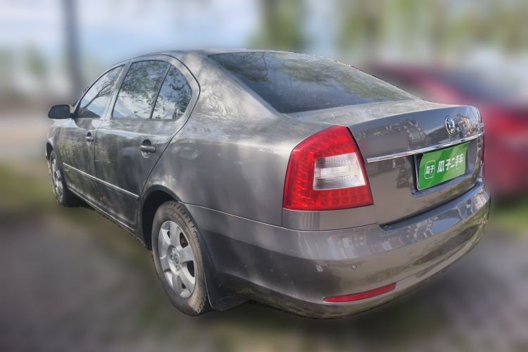 Used Skoda Octavia 2012 1.6L Manual Yijun Edition Rear Left 45 Deg