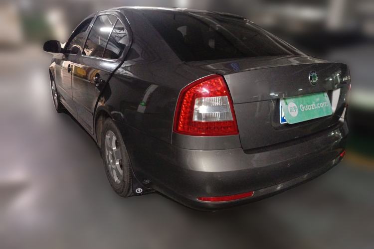 Used Skoda Octavia 2012 1.6L Manual Yijie Edition Rear Left 45 Deg