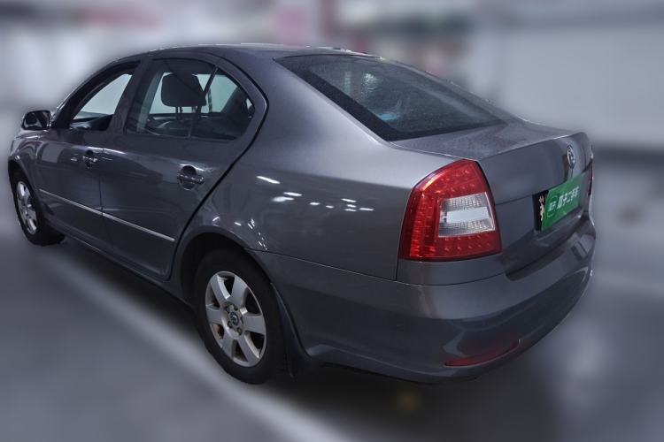 Used Skoda Octavia 2012 1.6L Automatic Yijun Edition Rear Left 45 Deg