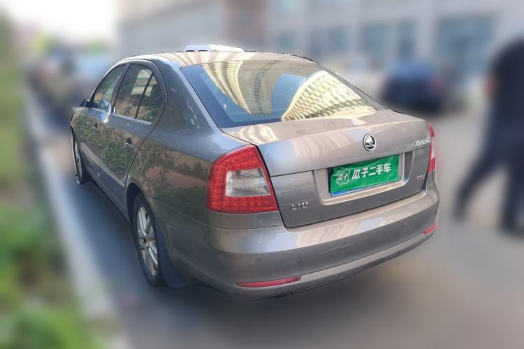 Used Skoda Octavia 2012 1.4TSI DSG Yijun Edition Rear Left 45 Deg