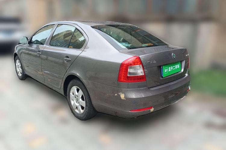 Used Skoda Octavia 2012 1.6L Automatic Yijie Edition Rear Left 45 Deg