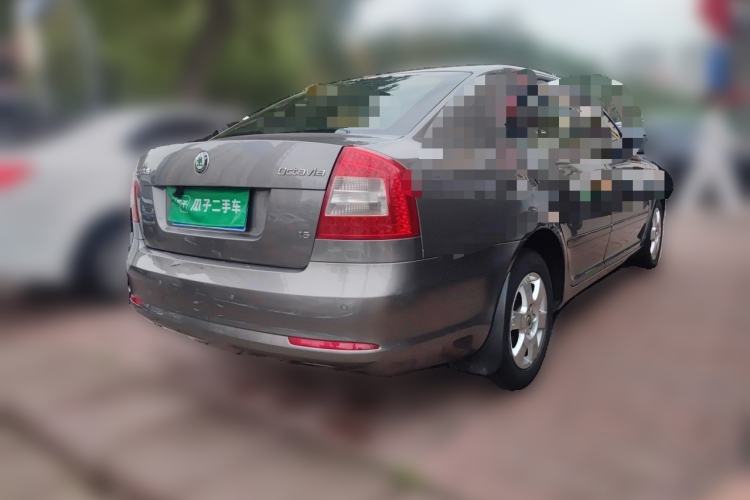 Used Skoda Octavia 2012 1.6L Manual Yijie Edition Rear Right 45 Deg