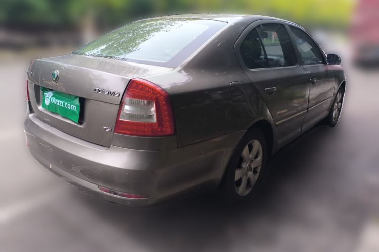 Used Skoda Octavia 2012 1.4TSI DSG Yijun Edition Rear Right 45 Deg